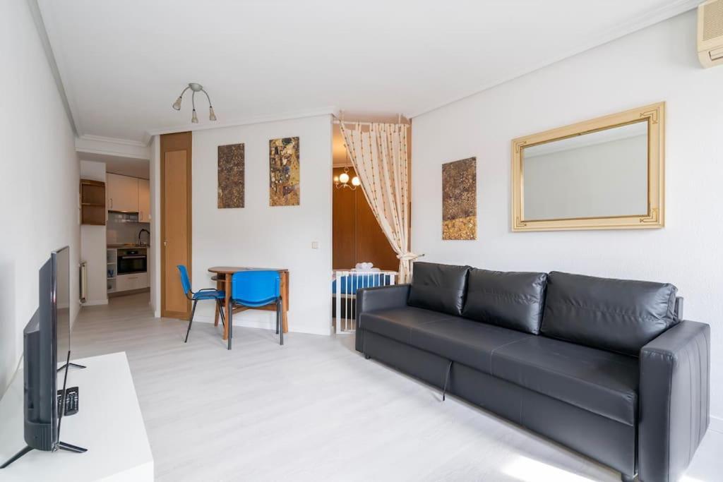 Cozy Family Apartment Tetuan/Estrecho B.M7 Madrid Exterior photo